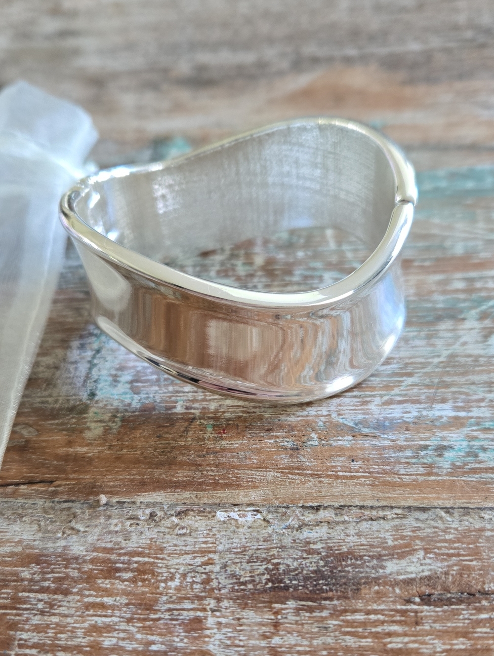 Vintage Heavy Silver Tone Wide Hinged Cuff Bracelet EUC. (BIN 011)